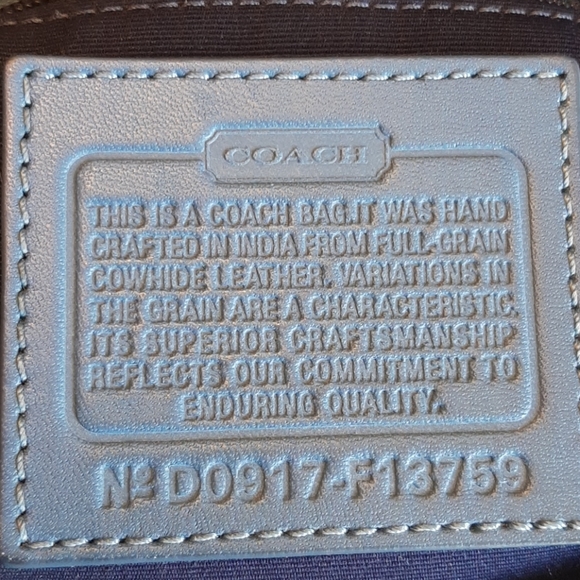 Genuine Coach tote - Picture 4 of 6